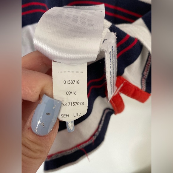 Boys Tommy Hilfiger collared long sleeve - Picture 6 of 11